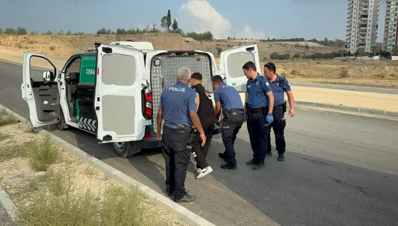 Yol Kenarında Bulunan Ceset, Şehirde Panik Yarattı
