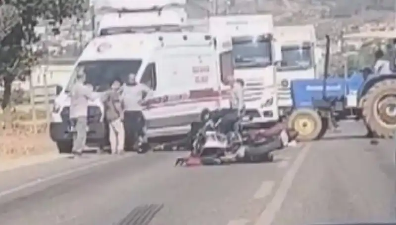 Hatay'daki Feci Trafik Kazasında İki Kişi Hayatını Kaybetti, Bir Kişi Ağır Yaralı