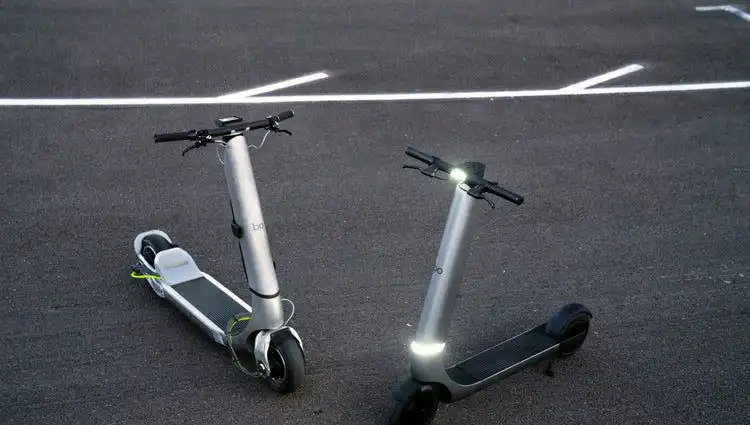 Elektrikli Scooter'da Devrim: Trafiğe Çıkması Yasak Hız Rekoru
