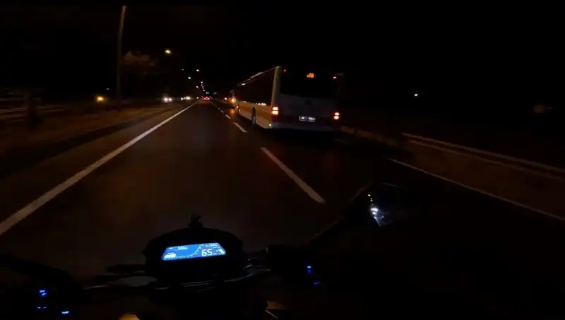 Otobüs Kazasında 41 Yaşındaki Adam Hayat Mücadelesi Veriyor