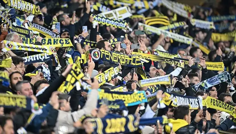Fenerbahçe'de Kombine Fiyatları Açıklandı: Taraftarları Bekleyen Sürprizler
