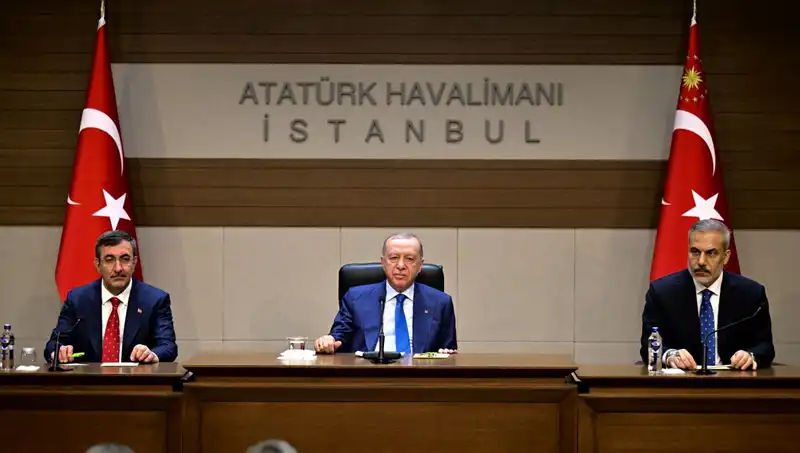 Cumhurbaşkanı Erdoğan'dan Özel'e Sert Tepki: 'Sağır Duymaz, Uydurur!'