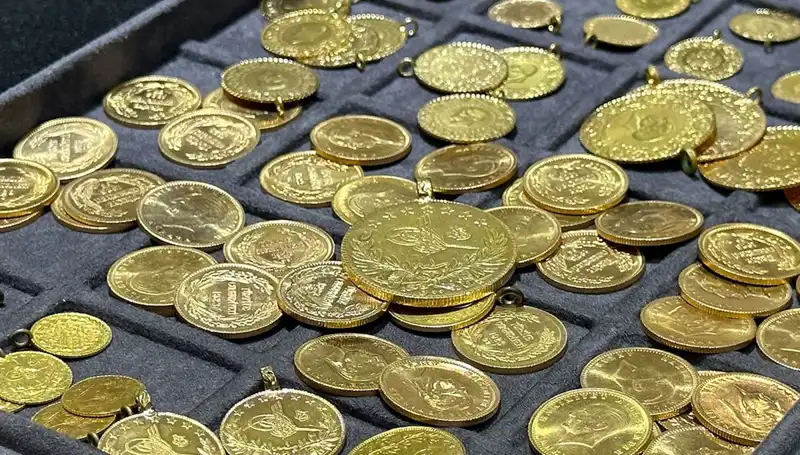 Hafta Sonu Altın Fiyatları: Yükseliş Mi Düşüş Mü Beklemeli?