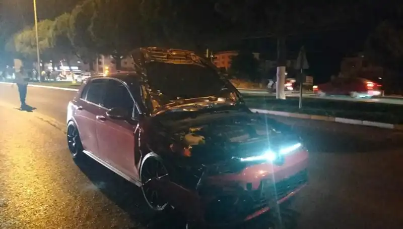 Balıkesir'de Otomobil ve Motosiklet Çarpıştı: Korkunç Kaza!