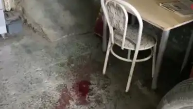 Sandalyeden Düşerek Ağır Yaralanan Adamın İhmal Edilen Güvenliği