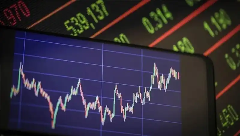 Yatırımcıların Gözdesi Teknoloji Hisseleri: Gelecek Nereye Gidiyor?