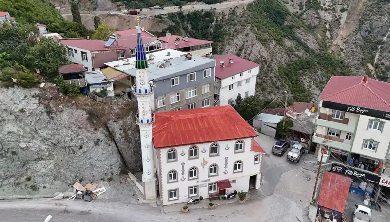 Yurdun Dört Bir Yanından Çelik Minare Siparişleri Yağmuru: 500 Bin Lira Maliyetiyle!