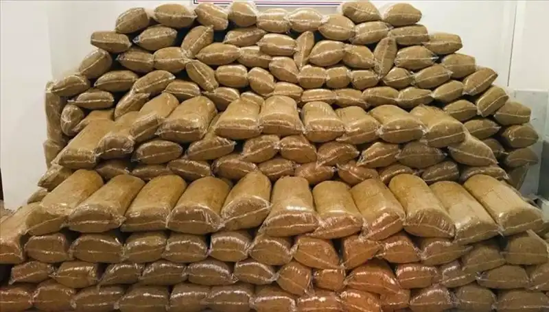 Manisa’da 2 Ton Kaçak Tütün Operasyonu: Detaylar Ortaya Çıktı!