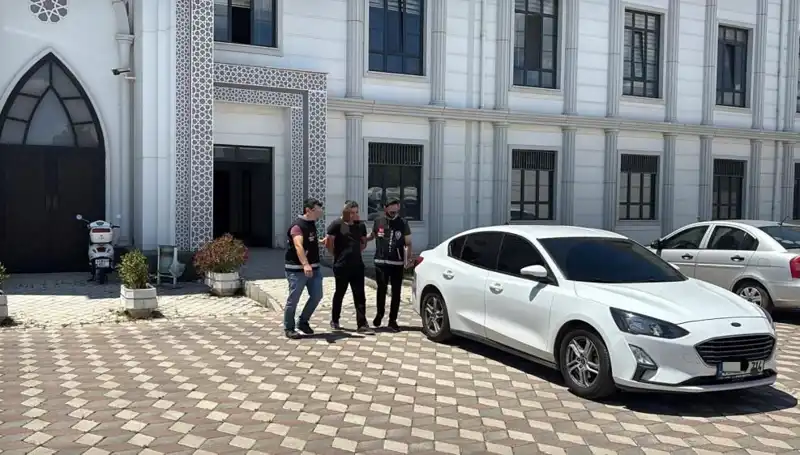 Kocaeli'deki Cinayet: Zanlı Hızla Yakalandı ve Tutuklandı!