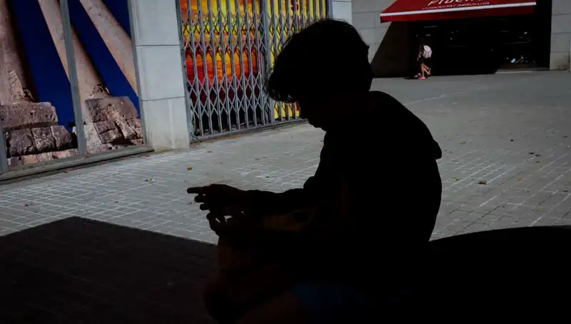 Zengin Ülkelerde Yoksul Çocuklar: Gerçek Hikayelerin Ardındaki Dram