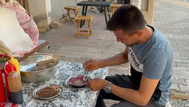 Toros Dağları'nın Zirvesinden Özel Lezzet: 50 TL'ye Satılan Doğal Tabak
