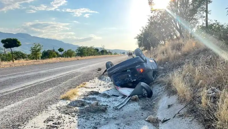 Adıyaman’da Kontrolden Çıkan Otomobil Takla Attı: Kazanın Ayrıntıları