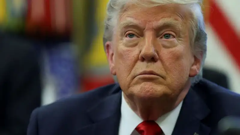Trump’ın İddialı Açıklamaları: Hem Ülkeyi Hem Dünyayı Yönetiyorum