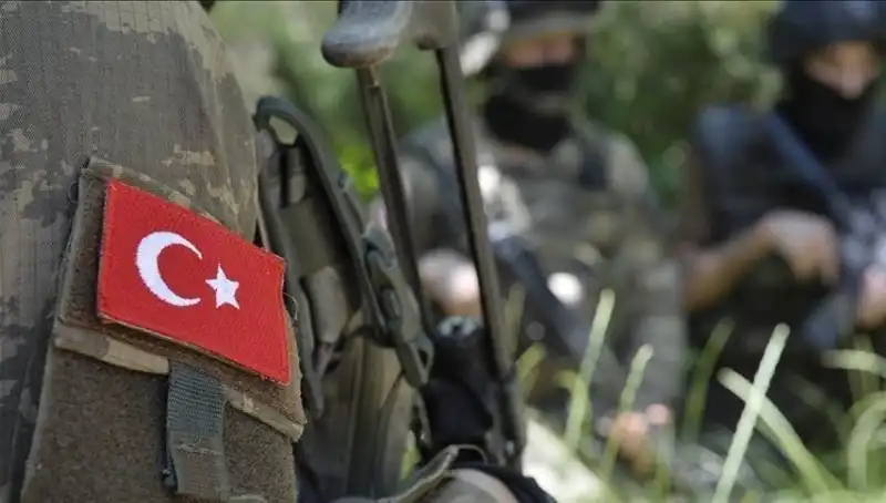 Irak'ın Kuzeyinde Metan Gazı Zehirlenmesi: 12 Asker Hayatını Kaybetti