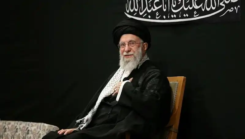 Hamaney, İsrail Savaşının Ardından İlk Kez Kamuoyuna Açıklandı