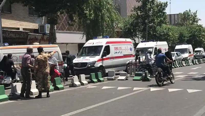 İran'ın Güneydoğusunda Silahlı Saldırı: 5 Polisin Hayatını Kaybetmesiyle Sarsılan Şehir