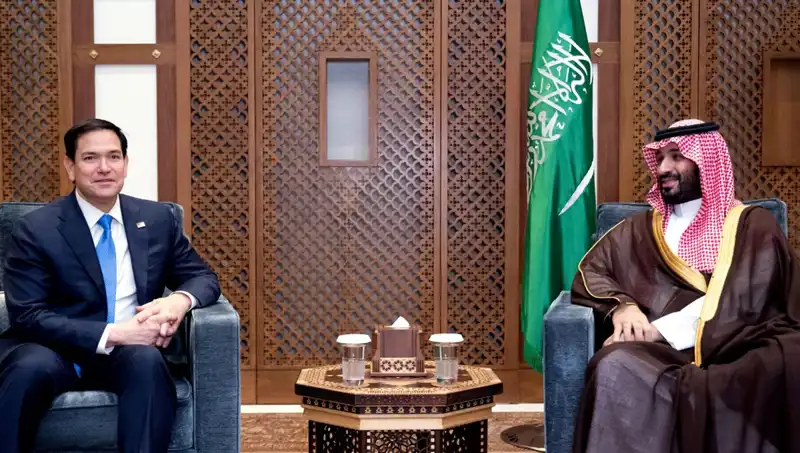 ABD, Suudi Arabistan'a 100 Milyar Dolarlık Silah Paketi Göndermeye Hazırlanıyor