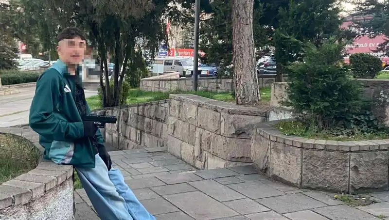 Yol Yine Çatışmaya Dönüştü: Kardeşler ve Baba, Ölümle Bitiren Kavga Sebebiyle Tutuklandı