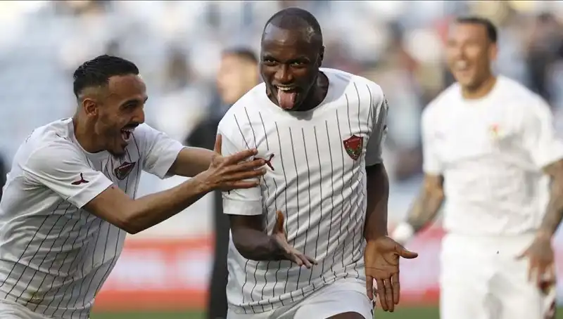 Süper Lig'de 36. Hafta Heyecanı Başlıyor: Takımlar Mücadeleye Hazır!