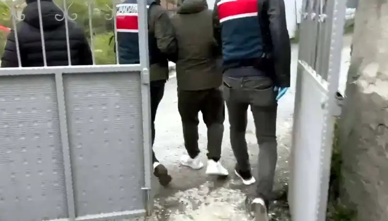 1.2 Milyar Liralık Dolandırıcılık Şebekesi Çökertildi: 139 Kişi Gözaltına Alındı
