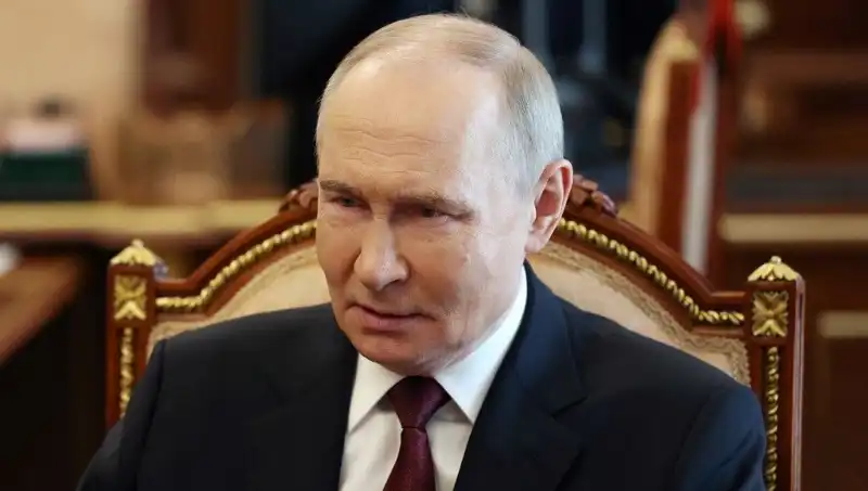 Putin, İran ile Stratejik Ortaklık Anlaşmasını Onayladı: Gelecek İlişkileri Nasıl Etkileyecek?