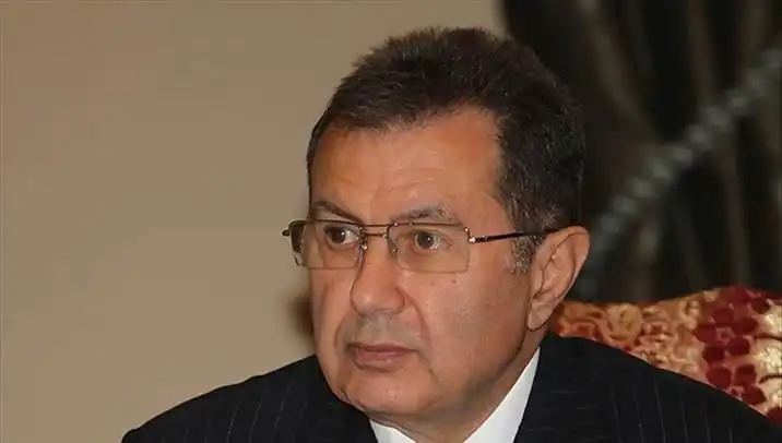 Mehmet Emin Karamehmet: İş Dünyasının Derinliklerine Dalış
