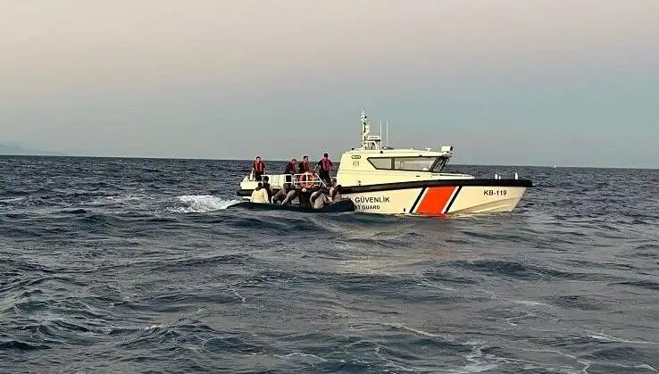 Ayvacık Açıklarında 17 Göçmen Yakalandı: Yeni Gelişmelerle İlgili Tüm Ayrıntılar