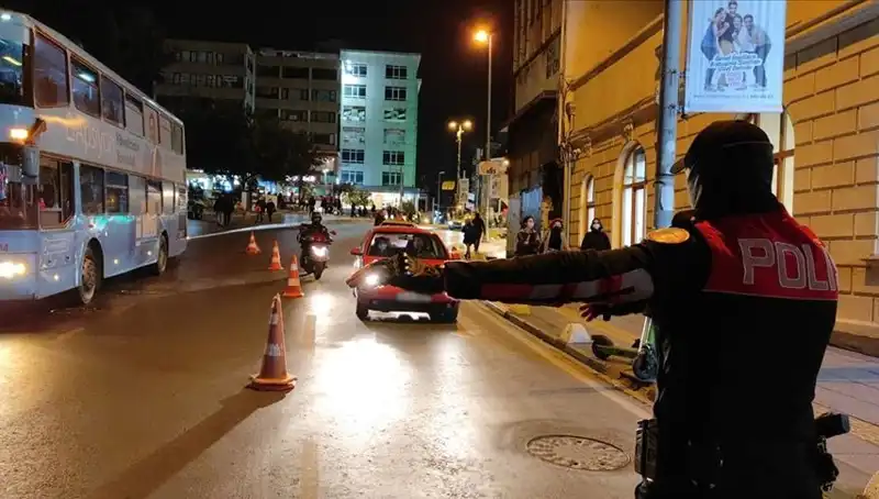 İstanbul’da Huzur Denetimleriyle Güvenlik Önlemleri Artırılıyor