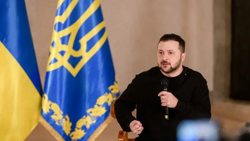 Zelenski, Moskova'nın Kiev Bombardımanına Barış Mesajıyla Yanıt Verdi
