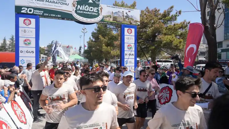 Niğde Yarı Maratonu’nda 518 Sporcu Destanı: Doğuş Holding Fark Yarattı!