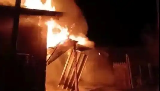 Karabük'te İki Evde Yangın: Alevler Küle Döndürdü!