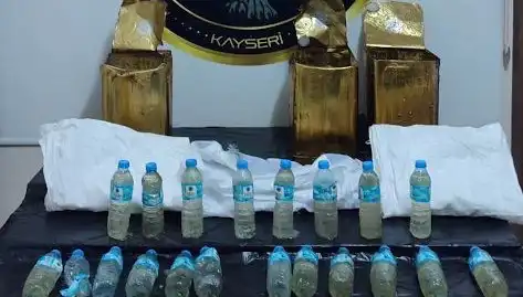 Bal Tenekelerinin İçinden Çıkan Kilolarca Metamfetamin: Uyuşturucu İle Mücadelede Şok Gelişme