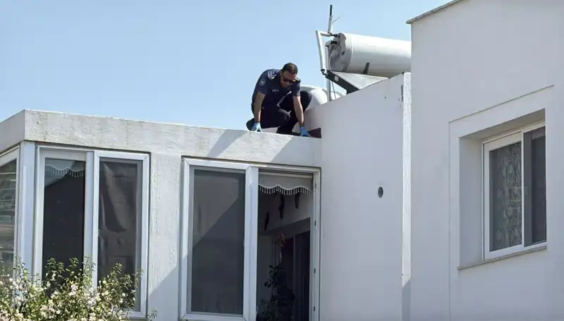 Bodrum'da Akılalmaz Kaza: Çatıdan Düşen Emekli Polis Hayatını Kaybetti