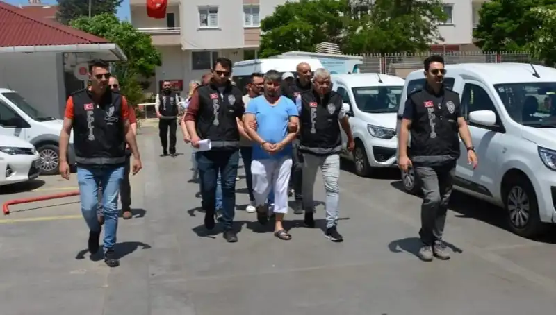 Lüleburgaz'da Fuhuş Operasyonu: 15 Şahıs Gözaltına Alındı